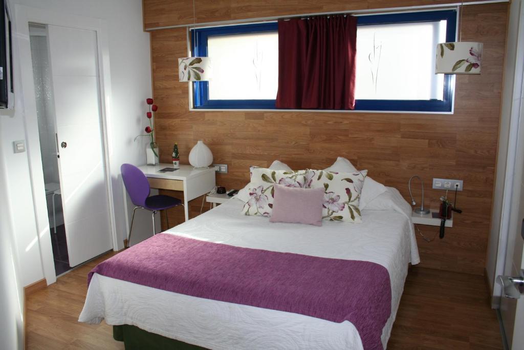 Hotel Fetiche Alojamiento con Encanto Benidorm Habitación foto